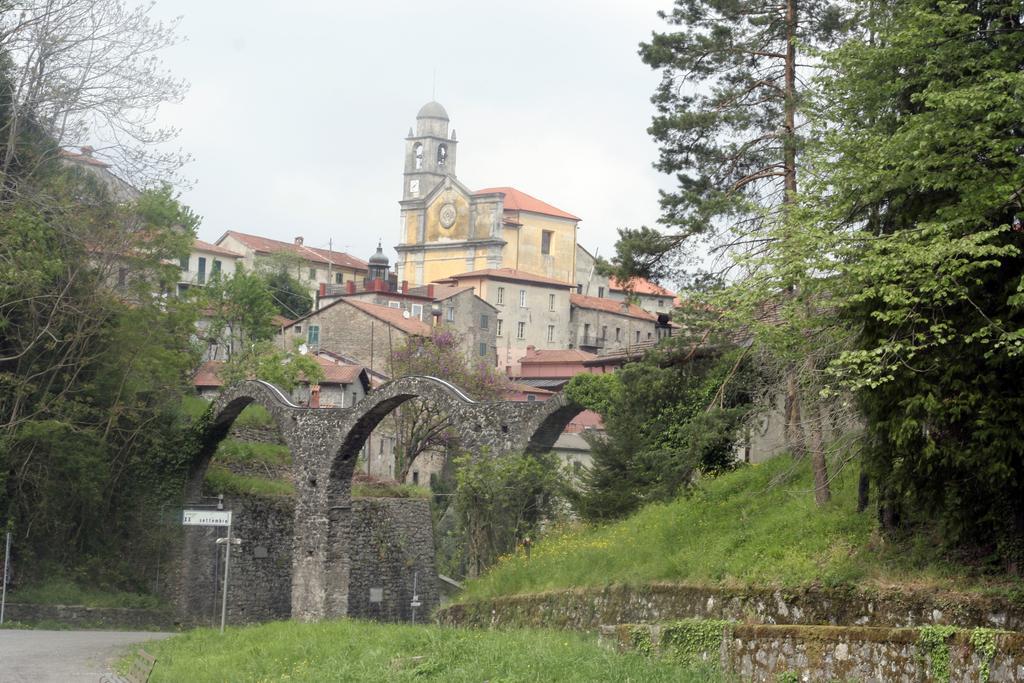 Отель Antica Pieve Filattiera Экстерьер фото