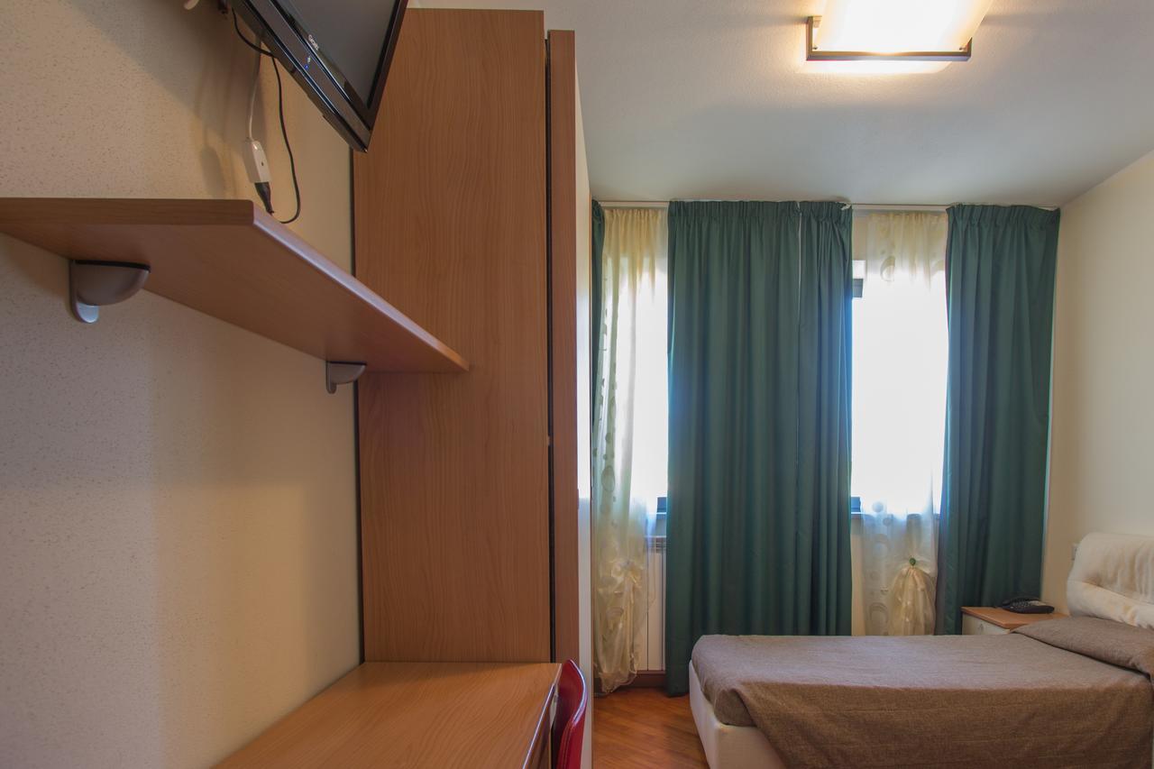Отель Antica Pieve Filattiera Экстерьер фото